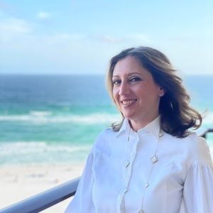 Meet your Posher, Sawsan